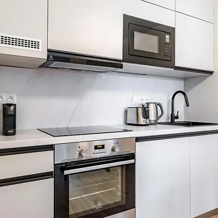 Apartment Blueground 2 Furnished Namesti Miru Prg-44 Prague