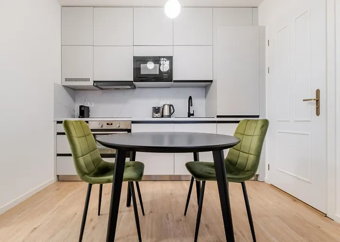 Blueground 2 Furnished Náměstí Míru Prg-44