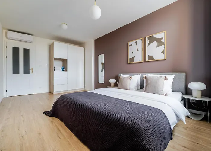 Blueground 2 Furnished Náměstí Míru Prg-44 *