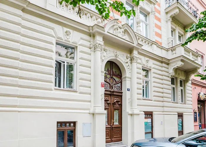 Apartmán Blueground 2 Furnished Náměstí Míru Prg-44 *